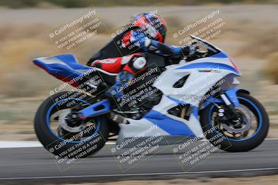 media/Jan-14-2023-SoCal Trackdays (Sat) [[497694156f]]/Turn 4 Set 2 (1030am)/